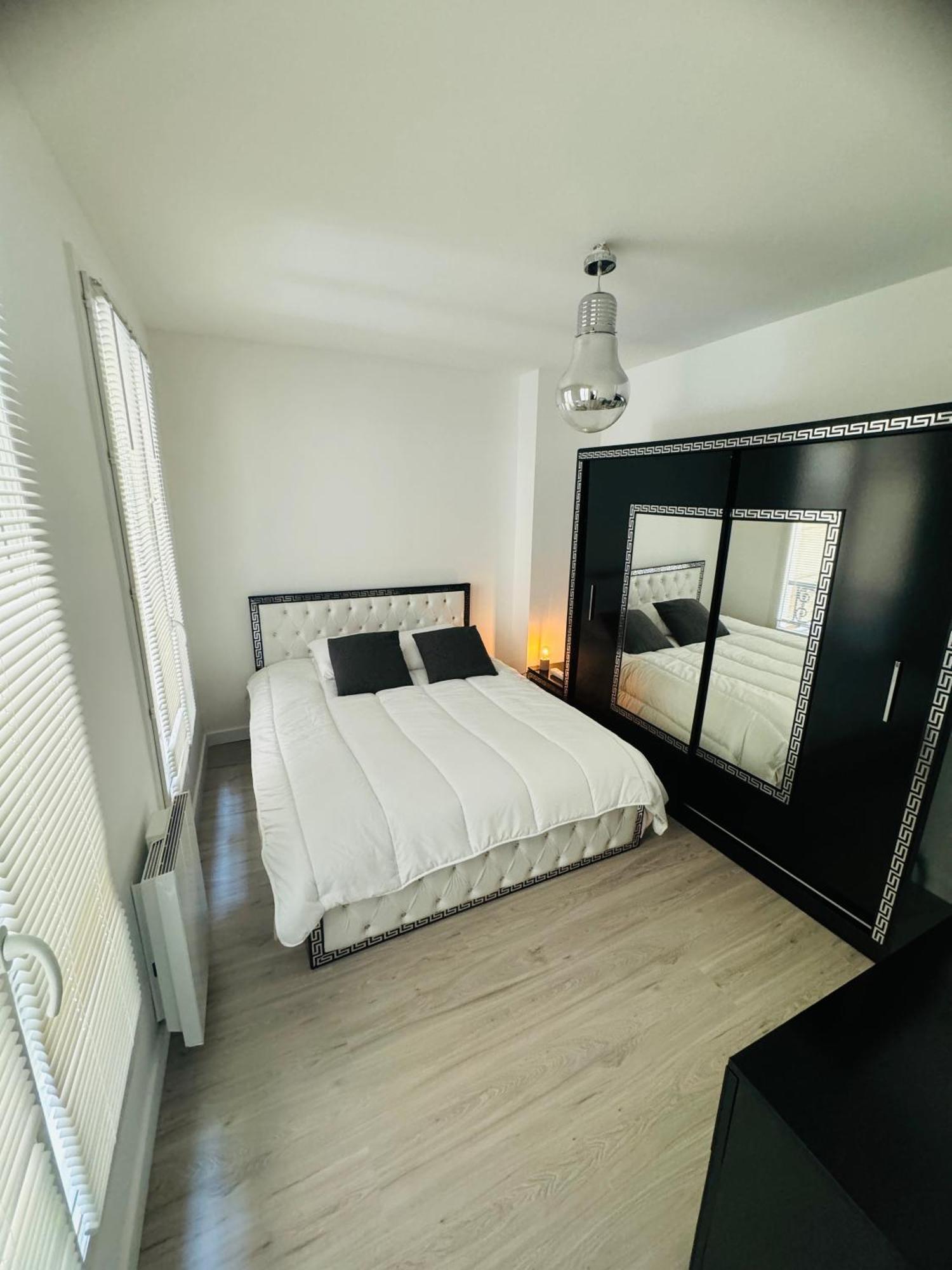 Charmante Appartement F2 Au Coeur De Paris 1Er Dış mekan fotoğraf
